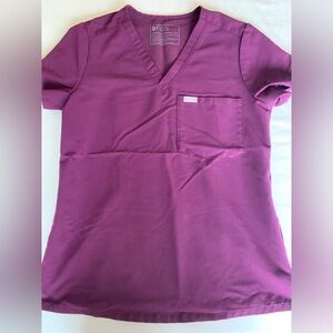 Figs purple scrub set